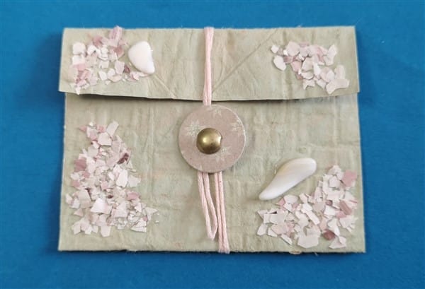 Upcycling Milchkarten - Minitäschchen mit Paintflakes