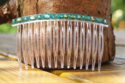 Haarspange mit Schmucksteinen