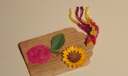 Anhänger mit Sonnenblume