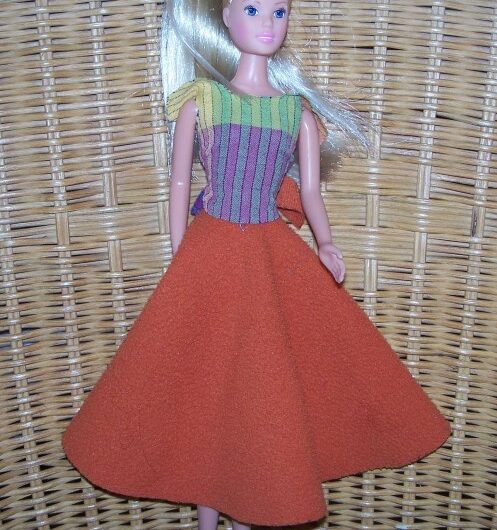 Rock und Bluse für Fashiondolls, Barbies und Co.