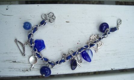 Bettelarmband mit Lycra und Silberkette