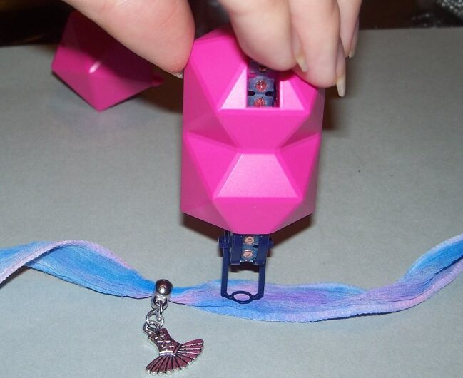 Easy Crystal Applicator mit Swarovskis für Textilien