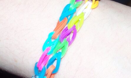 Einfaches Loomband mit der Häkelnadel