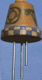 Windspiel aus Tontopf