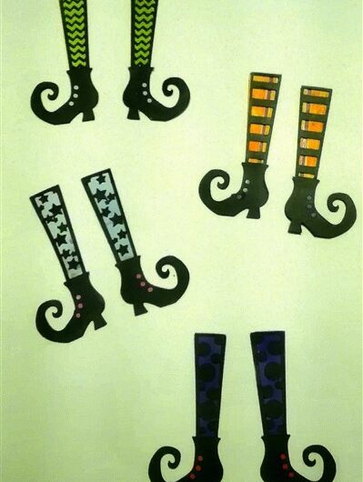 Hexenstiefel für kleine Halloweenbasteleien