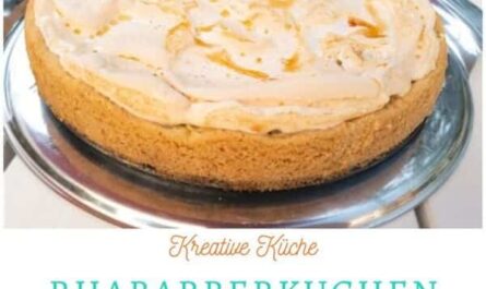 Rhabarberkuchen mit Baiser backen Titelbild