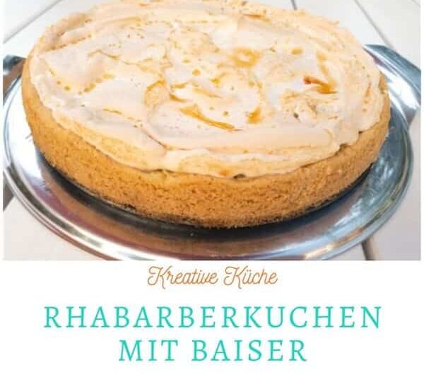 Rhabarberkuchen mit Baiser backen