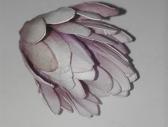 Kleeblüte aus Papier basteln