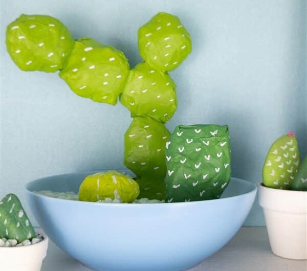 DIY Deko: Pappmaché-Kaktus basteln