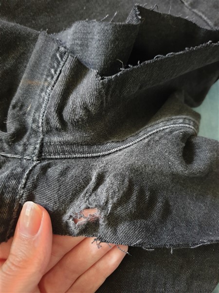 Aufgescheuerte Hosenbeine – Lieblingsjeans retten mit dem Used Look