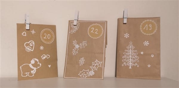 Adventskalender aus Papiertüten basteln