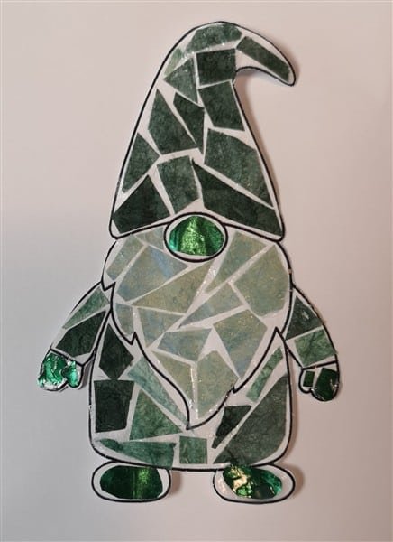 Papierwichtel aus bunten Papierresten im Mosaik-Stil