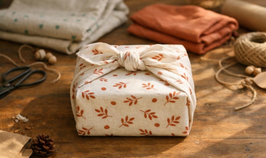 Furoshiki Anleitung – Geschenke stilvoll und nachhaltig mit Stoff verpacken