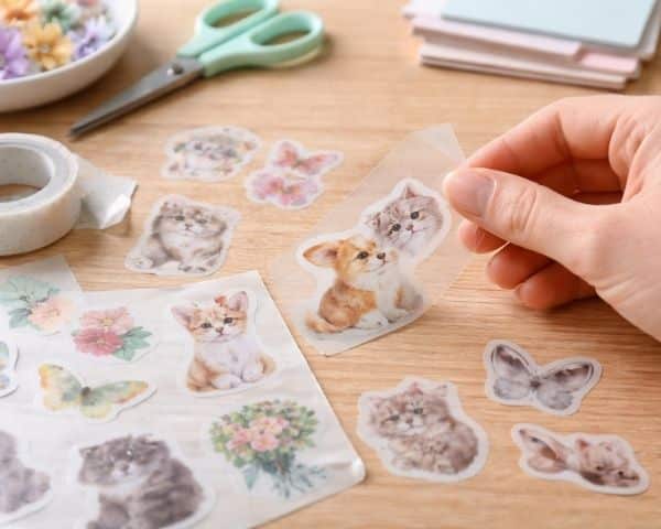 Sticker lassen sich nicht abziehen – einfache Tricks für fummelige Aufkleber