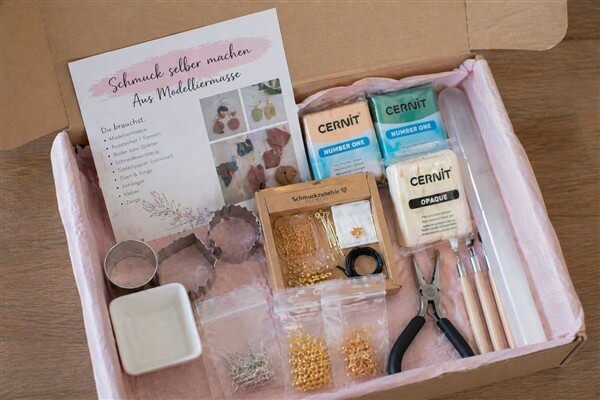 Bild von einem Beispielset Schmuck modellieren